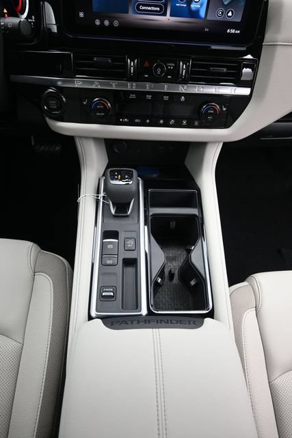 New 2026 Nissan Pathfinder SL FWD image 15