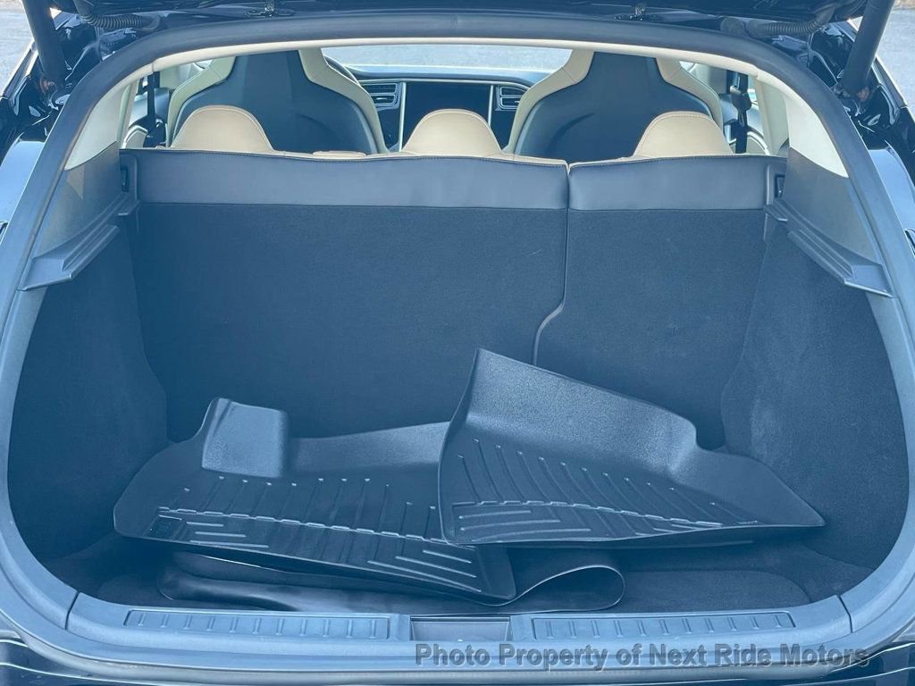 Used 2013 Tesla Model S Performance RWD image 28