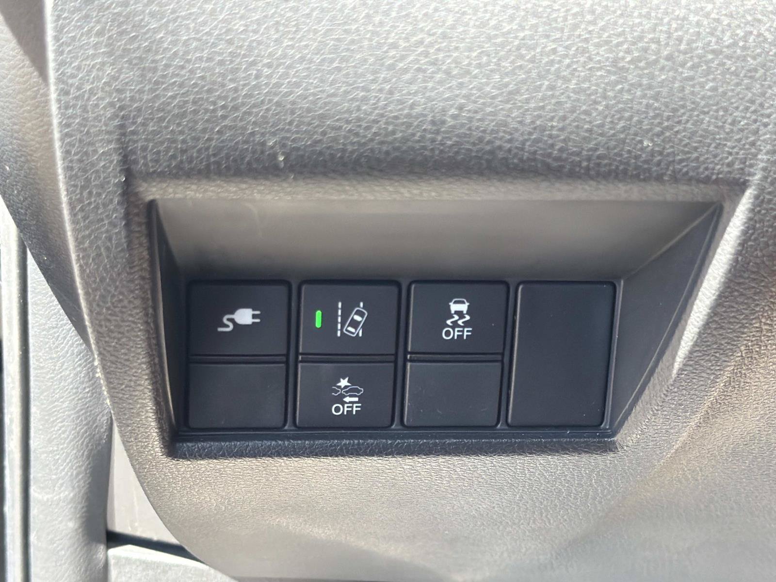 Used 2021 Honda Clarity Touring image 16