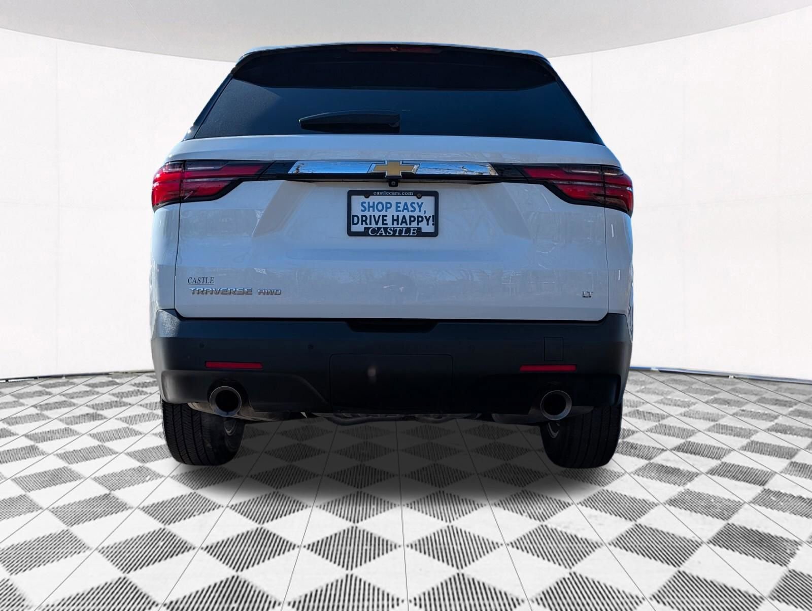 Used 2022 Chevrolet Traverse LT image 16