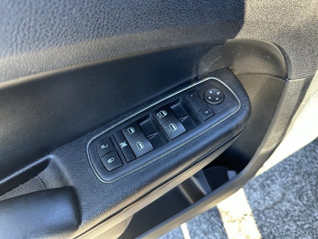 Used 2015 Chrysler 300 S AWD/4WD image 24