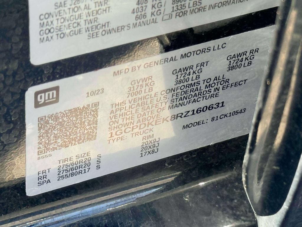 Used 2024 Chevrolet Silverado 1500 LT AWD/4WD image 16