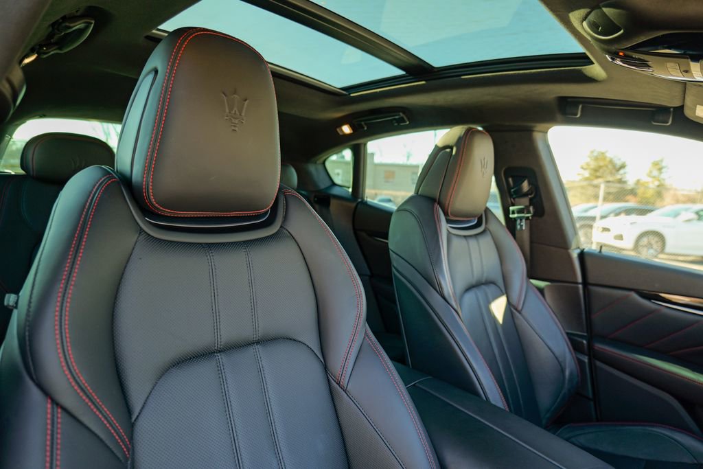 Used 2020 Maserati Levante GranSport image 39