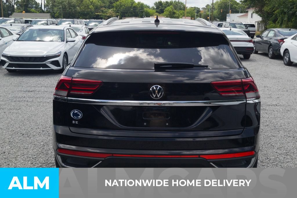 Used 2021 Volkswagen Atlas Cross Sport SE FWD image 4