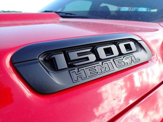 Used 2019 RAM 1500 Big Horn AWD/4WD image 14