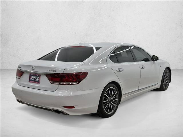 Used 2016 Lexus LS 460 w/ F Sport Package RWD image 5
