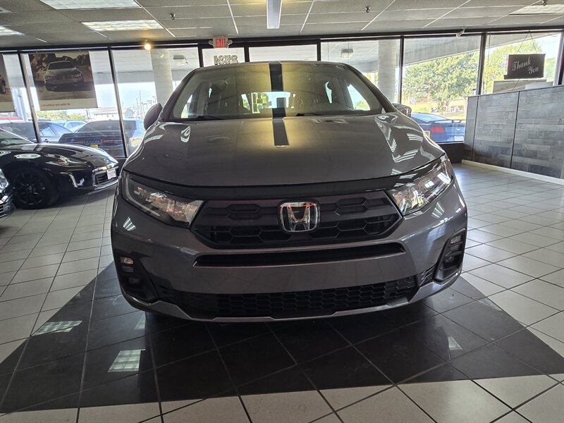 Used 2025 Honda Odyssey EX-L image 2