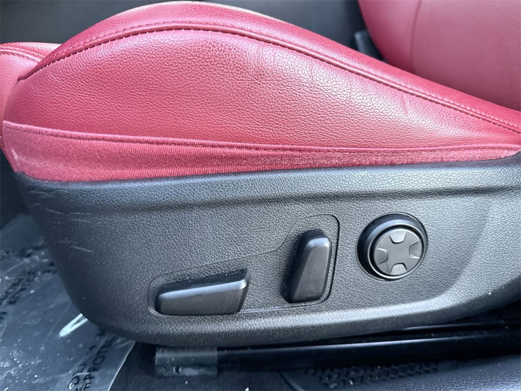 Used 2020 Kia Stinger GT-Line w/ Sun & Sound Package image 14