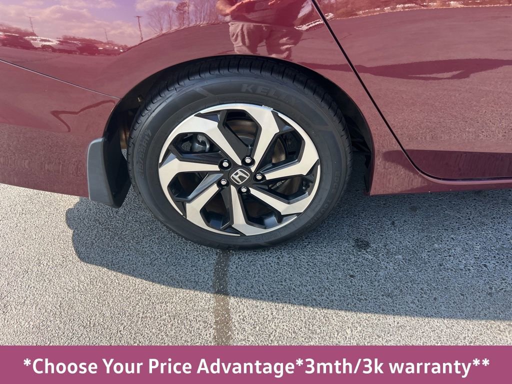Used 2017 Honda Accord EX image 10