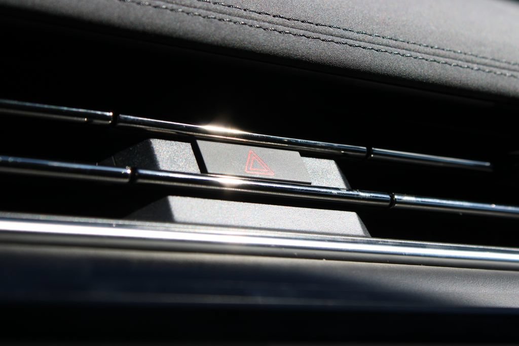 New 2026 Land Rover Range Rover SE AWD/4WD image 25