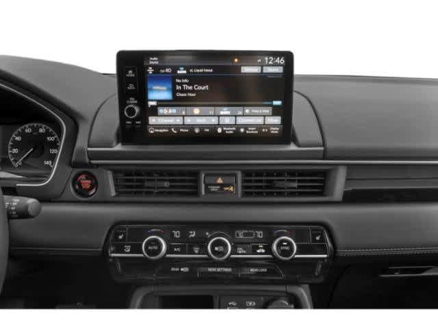 Used 2025 Honda Pilot Touring image 13
