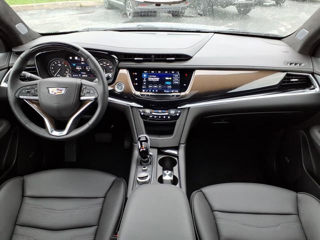 Certified 2025 Cadillac XT6 Premium Luxury w/ Platinum Package AWD/4WD image 19