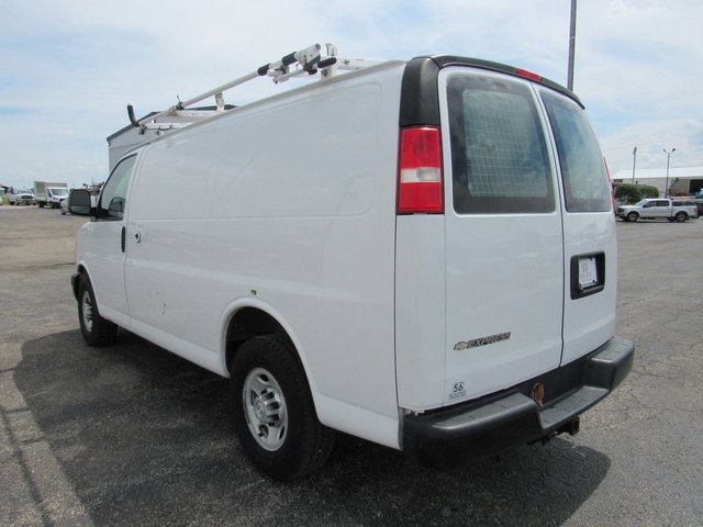 Used 2015 Chevrolet Express 2500 RWD image 5