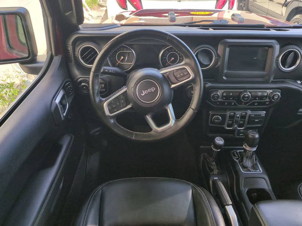 Used 2021 Jeep Wrangler Unlimited Sahara w/ Cold Weather Group AWD/4WD image 18