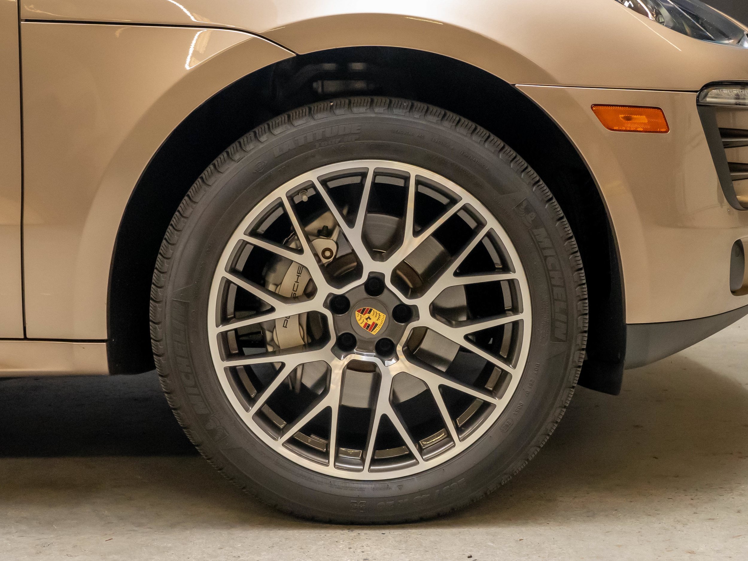 Certified 2017 Porsche Macan S AWD/4WD image 14
