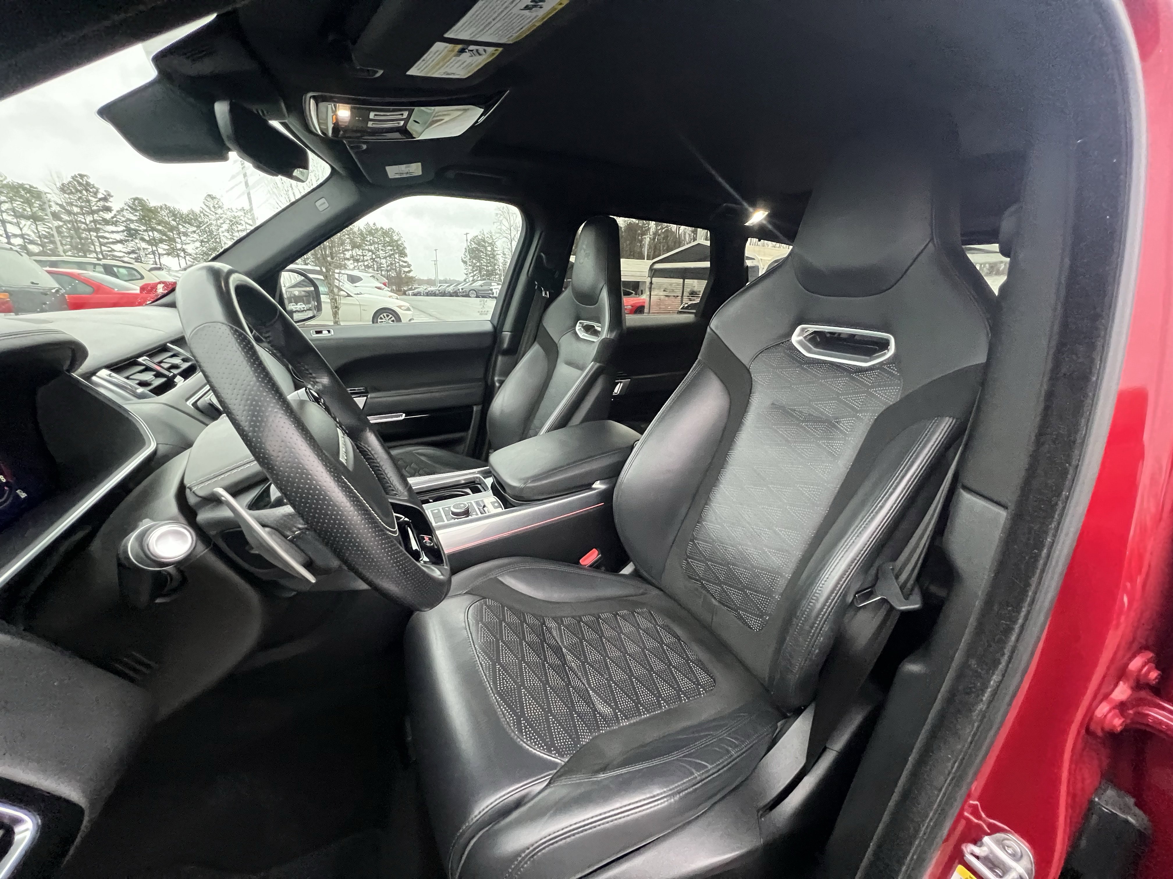 Used 2020 Land Rover Range Rover Sport SVR image 16