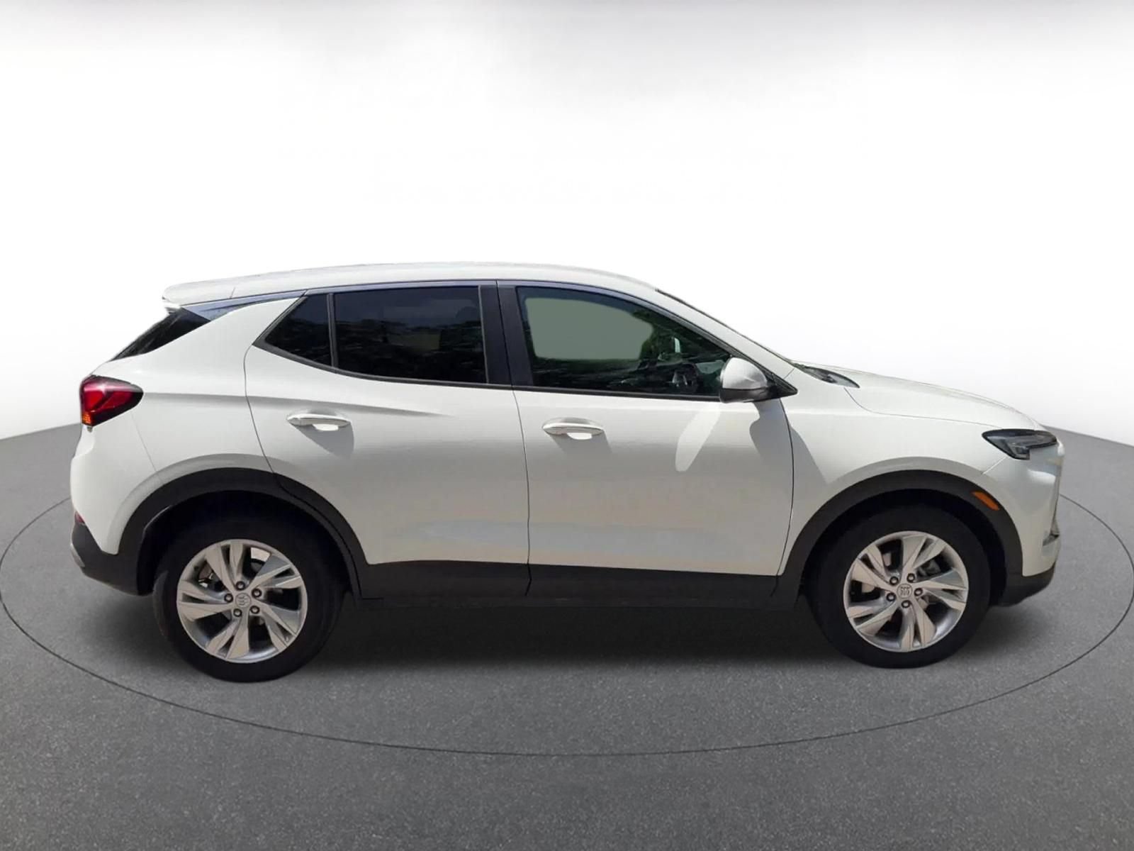 Used 2025 Buick Encore GX Preferred FWD image 16