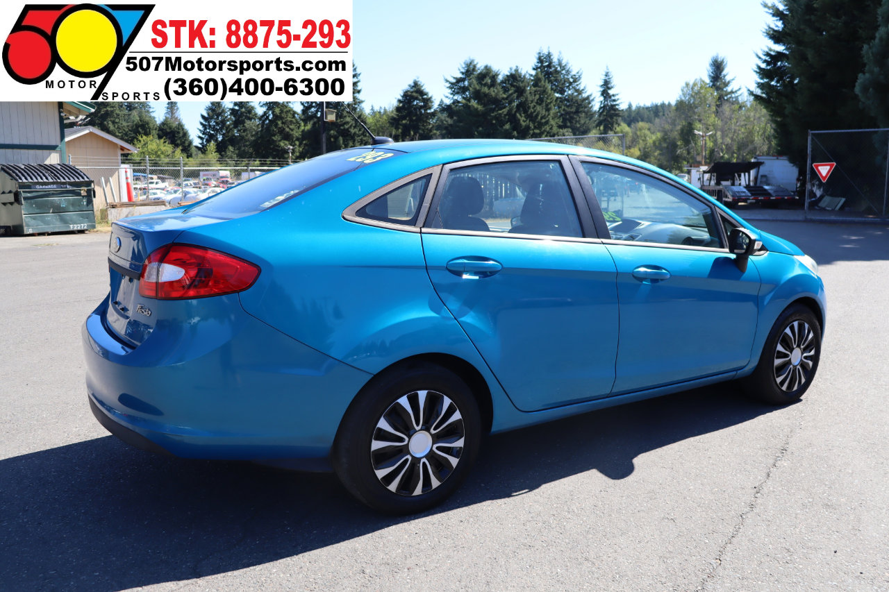 Used 2013 Ford Fiesta SE image 7