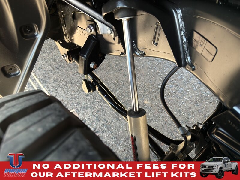 Used 2025 Toyota Tundra Limited w/ TRD Off-Road Package AWD/4WD image 16