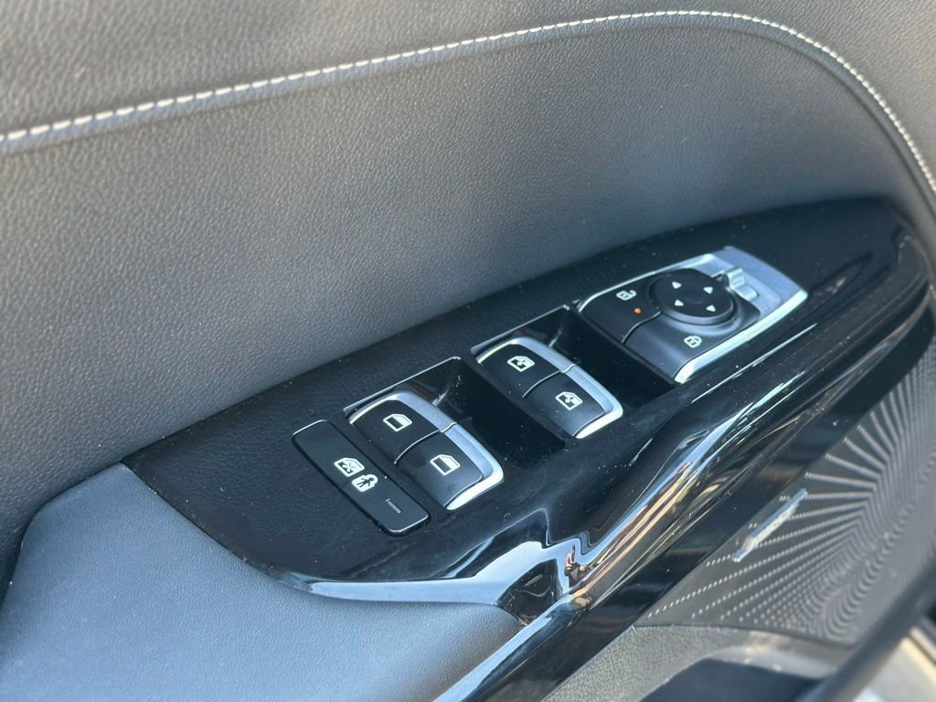 Used 2025 Kia K5 GT-Line w/ GT-Line Premium Package AWD/4WD image 18