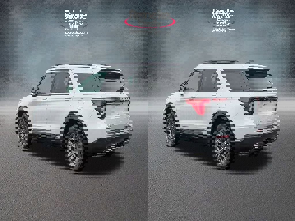 New 2026 Ford Explorer ST w/ Sun And Sound Package image 8