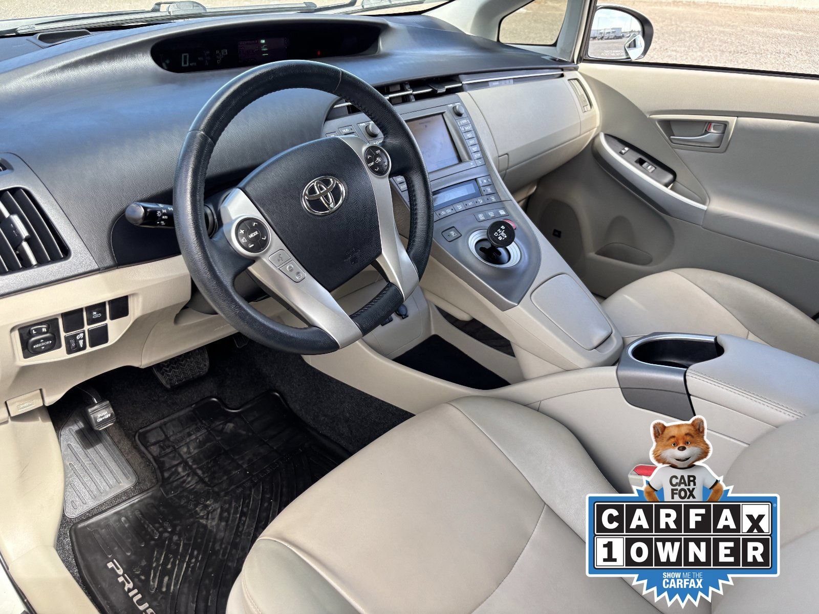 Used 2015 Toyota Prius Four w/ Deluxe Solar Roof Package FWD image 19