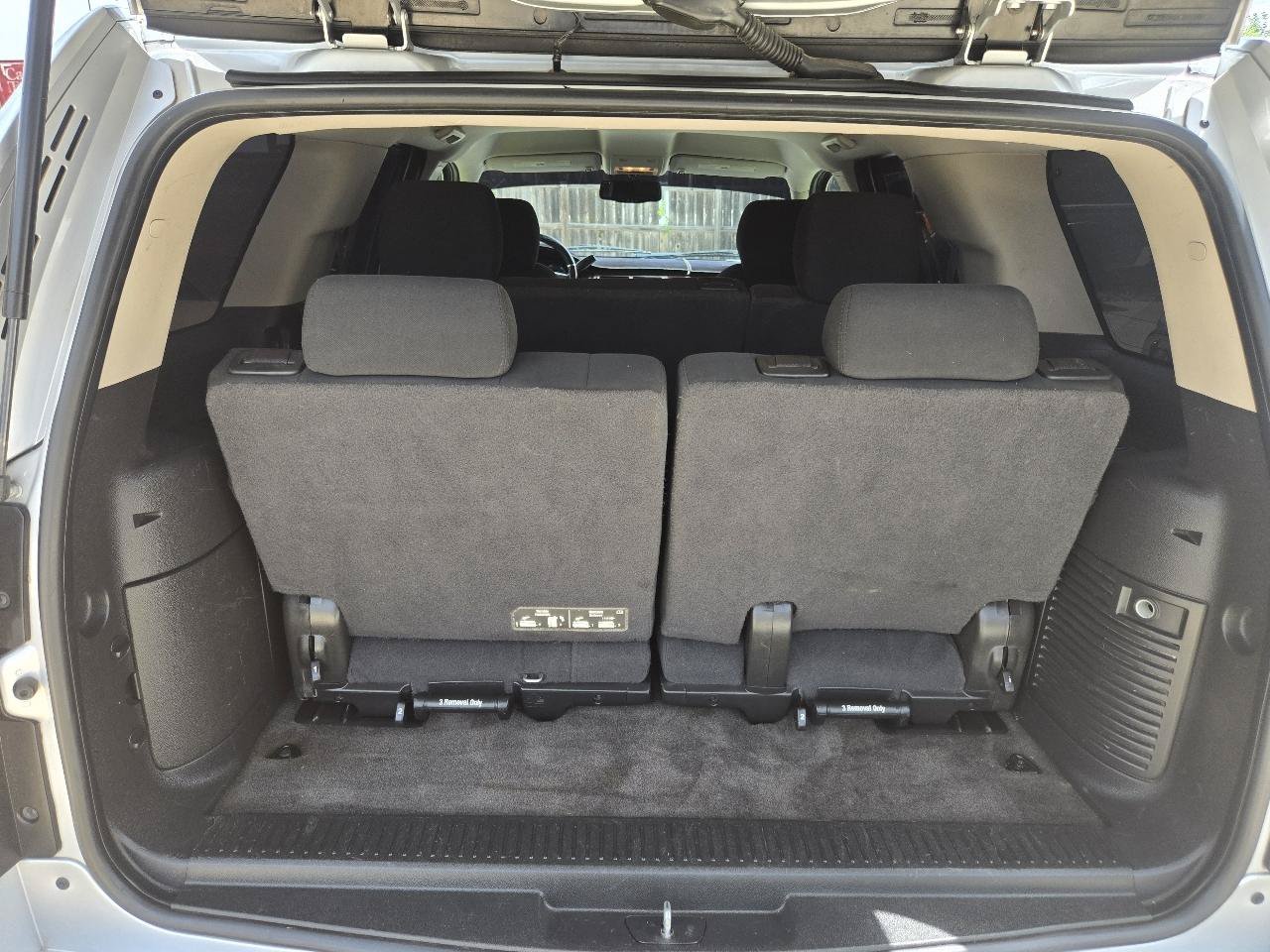 Used 2014 Chevrolet Tahoe LS RWD image 18