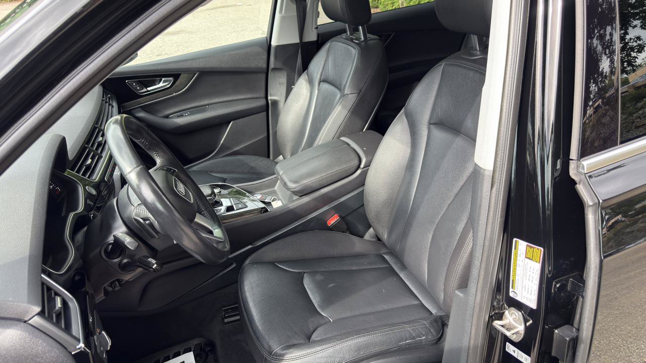 Used 2019 Audi Q7 3.0T Premium Plus w/ Premium Plus Package AWD/4WD image 33