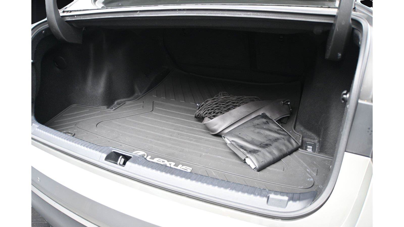 Used 2021 Lexus IS 300 AWD w/ Comfort Package image 12