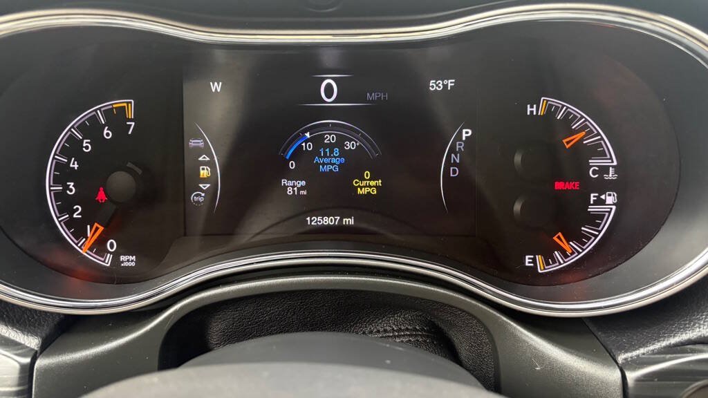 Used 2020 Jeep Grand Cherokee Laredo RWD image 13