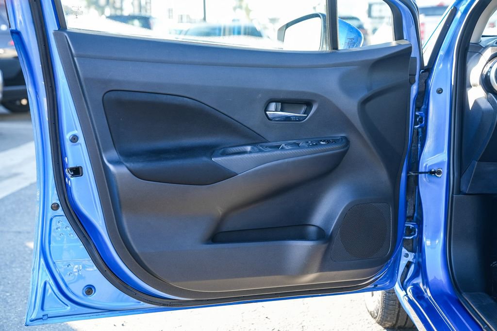 Used 2022 Nissan Versa SV image 22