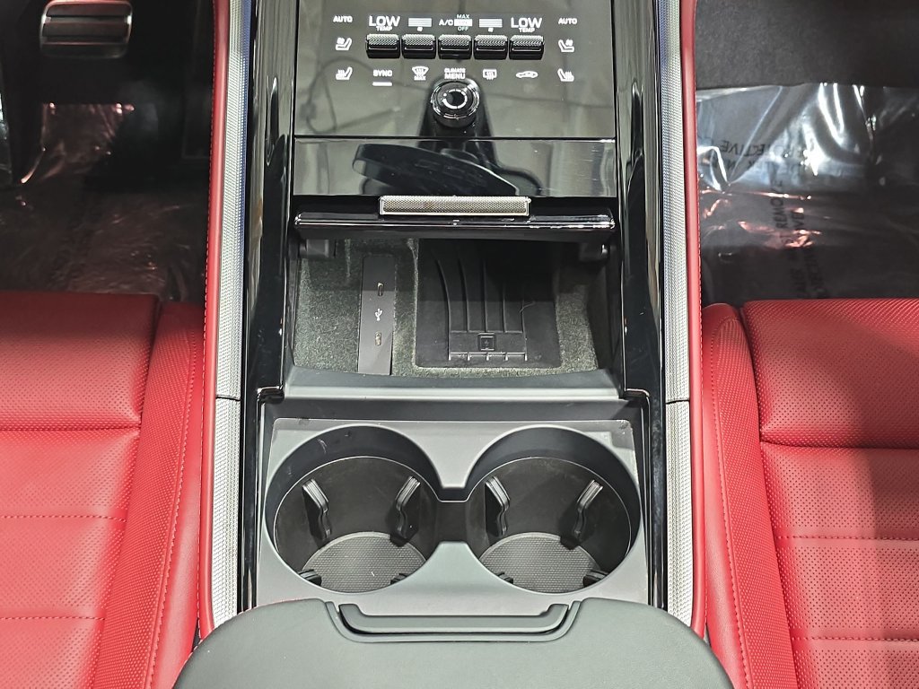 Certified 2026 Porsche Panamera RWD image 20