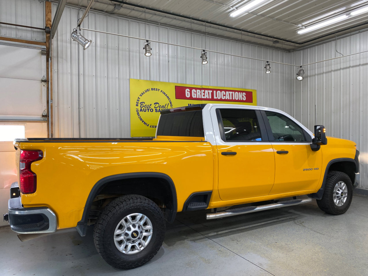 Used 2021 Chevrolet Silverado 2500 LT w/ Snow Plow Prep/Camper Package image 7