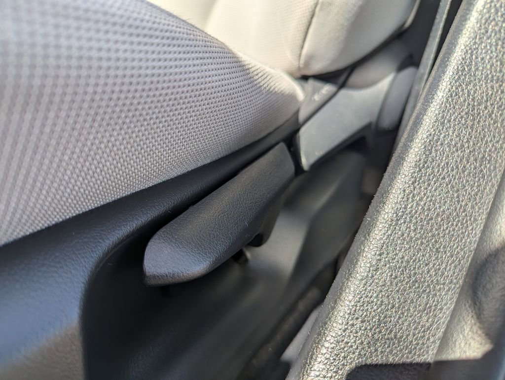 Used 2020 Toyota Corolla LE FWD image 24