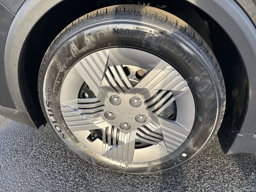 New 2026 Kia K4 LX image 8