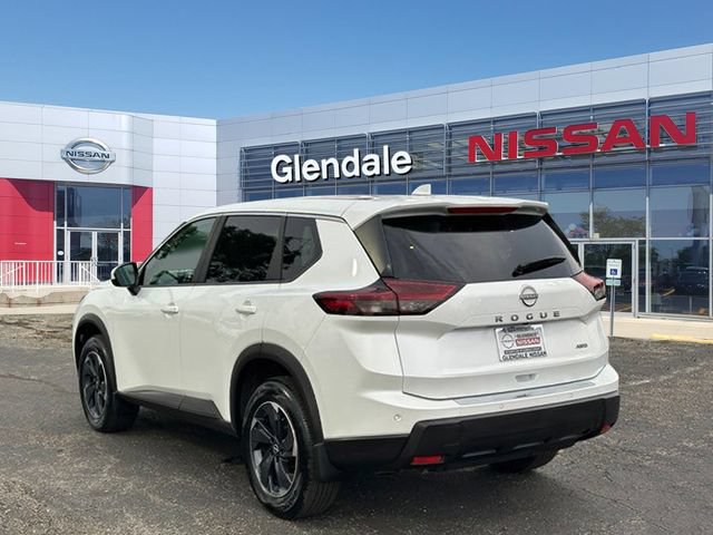 Certified 2025 Nissan Rogue SV AWD/4WD image 6
