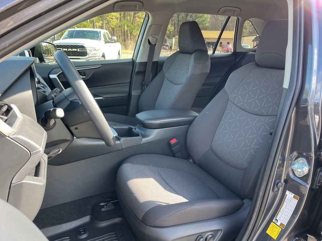 Certified 2025 Toyota RAV4 XLE image 19