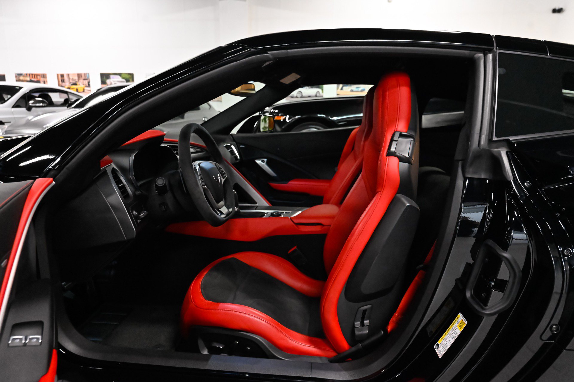 Used 2017 Chevrolet Corvette Z06 RWD image 5