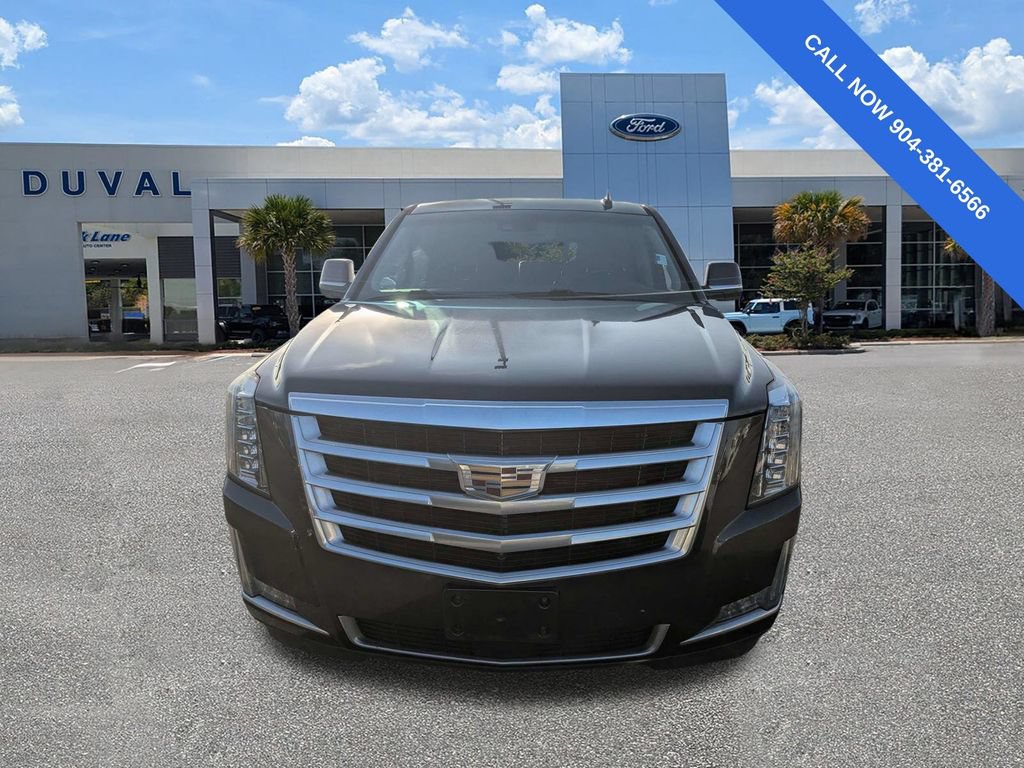 Used 2016 Cadillac Escalade Premium AWD/4WD image 9
