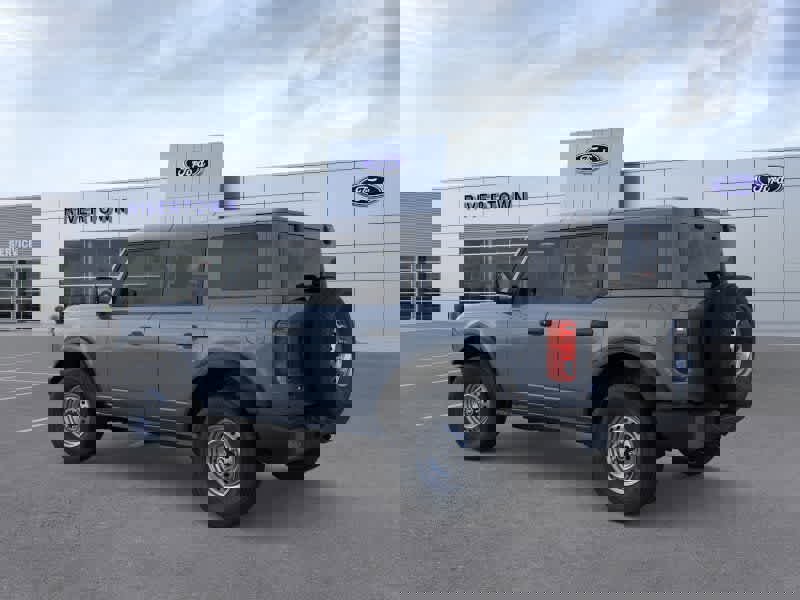 New 2025 Ford Bronco 4-Door image 4