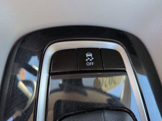 Certified 2026 Toyota Corolla LE FWD image 25
