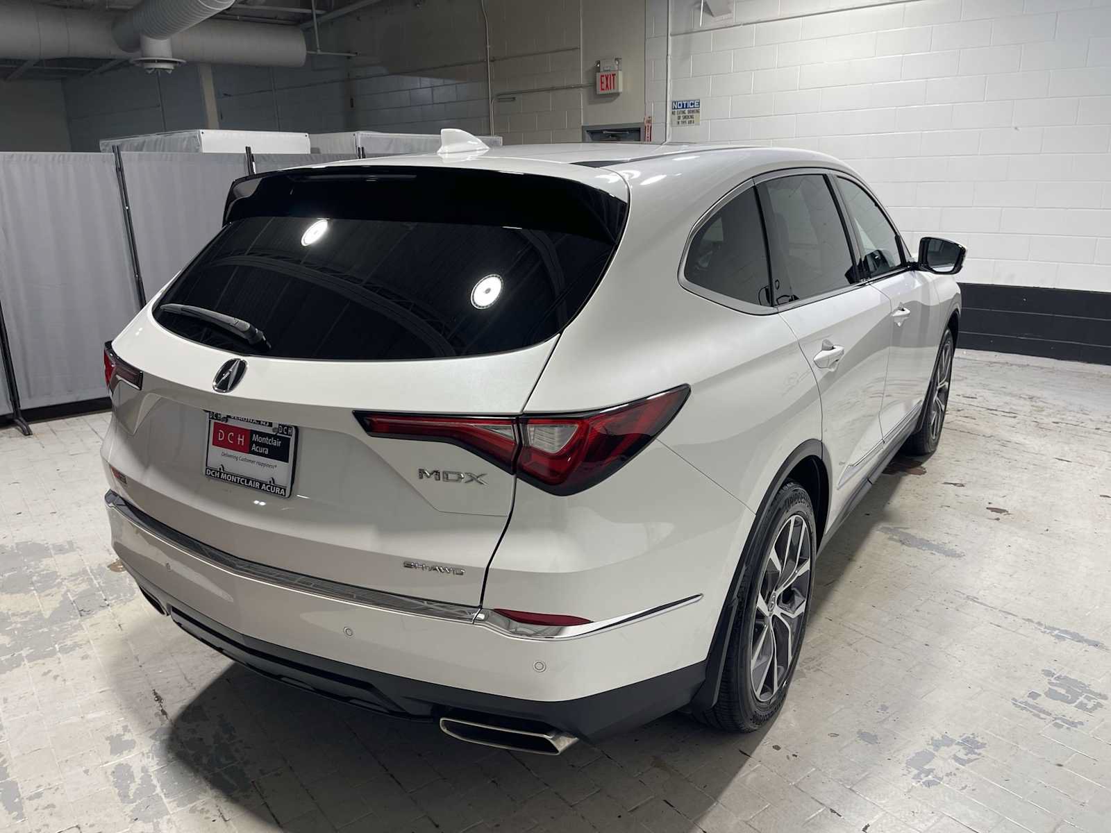 Used 2024 Acura MDX w/ Technology Package AWD/4WD image 26