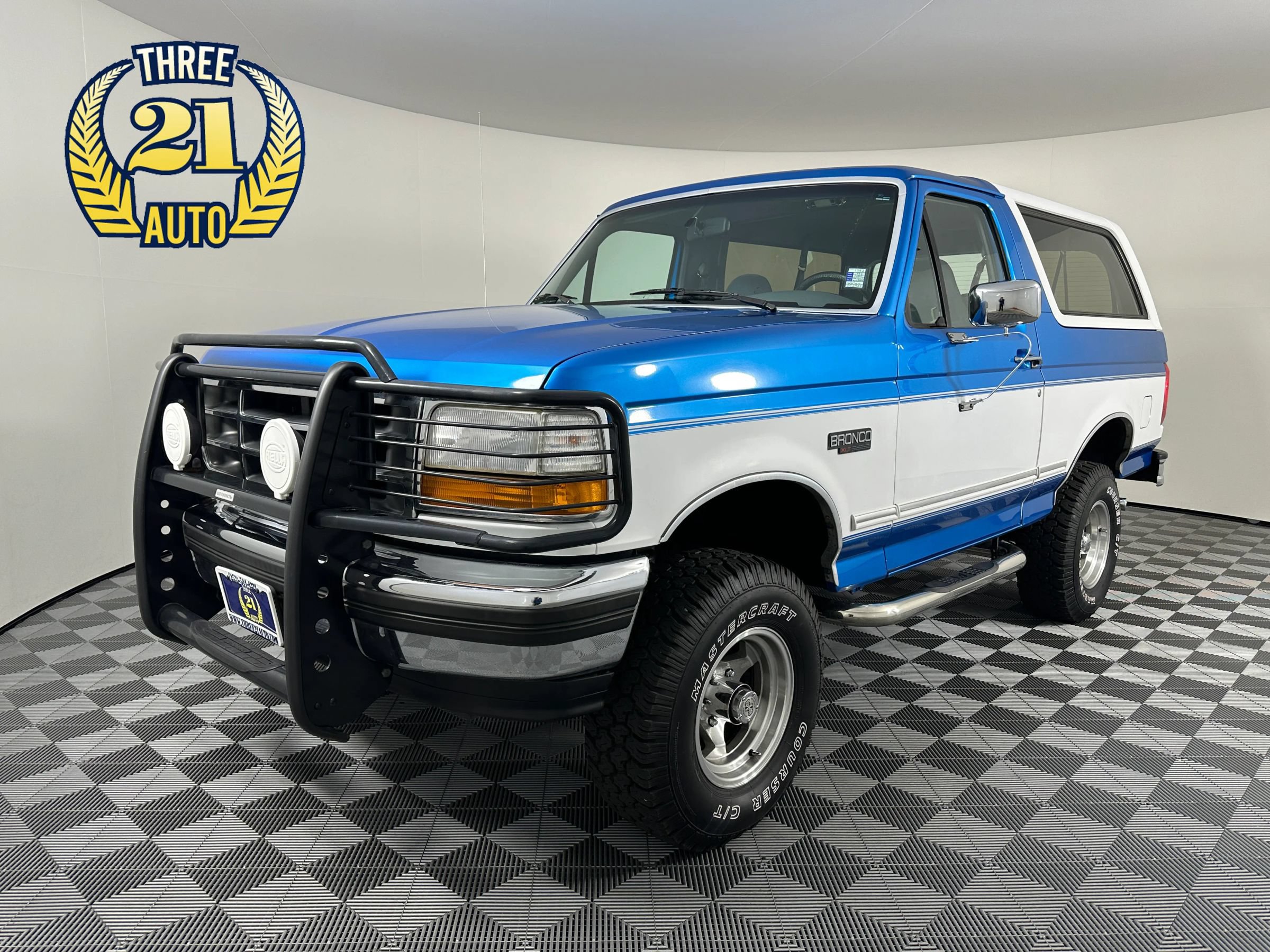 Used 1994 Ford Bronco AWD/4WD image 1
