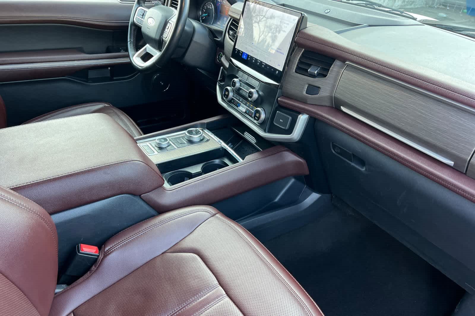 Used 2024 Ford Expedition Max Limited image 17