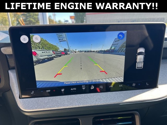 New 2025 Ford Maverick XLT image 25
