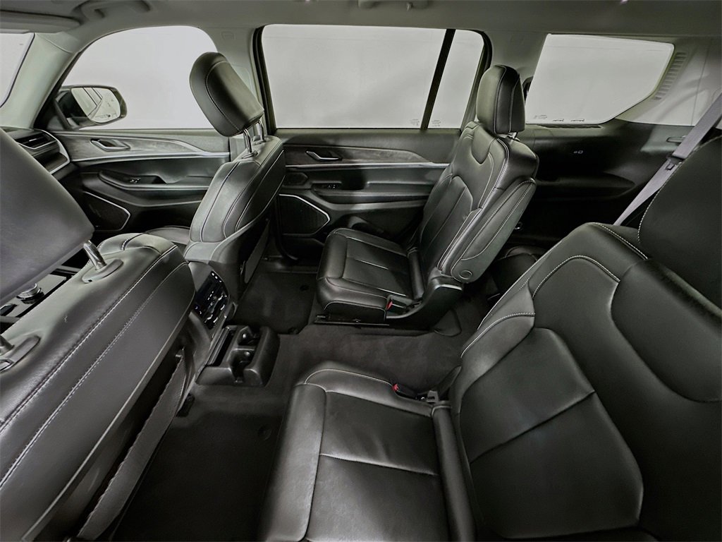 Used 2022 Jeep Grand Cherokee L Limited image 27