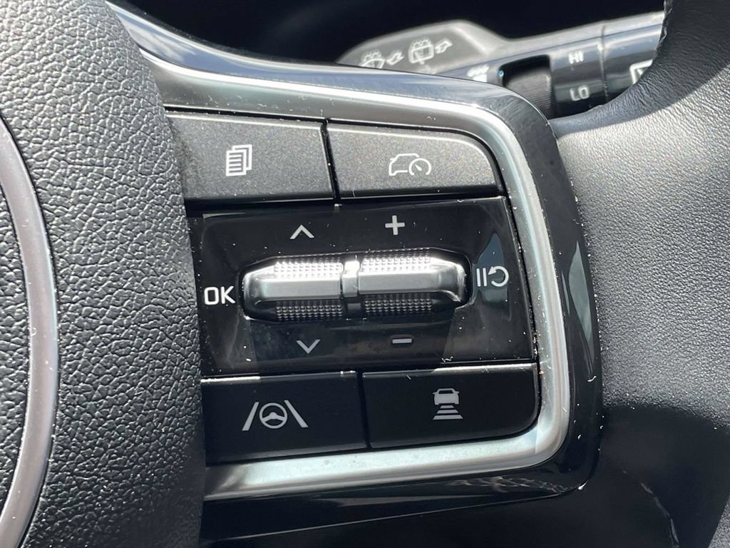 Used 2025 Kia Sorento EX w/ Panoramic Sunroof Package FWD image 32