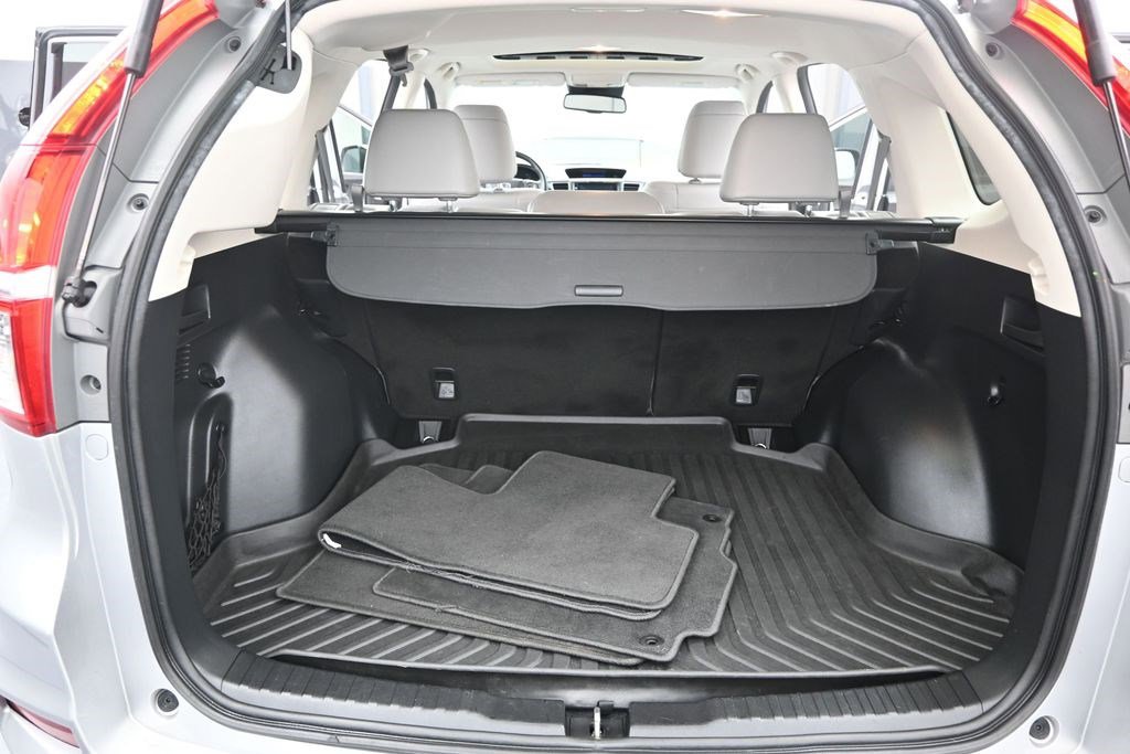 Used 2016 Honda CR-V Touring image 18