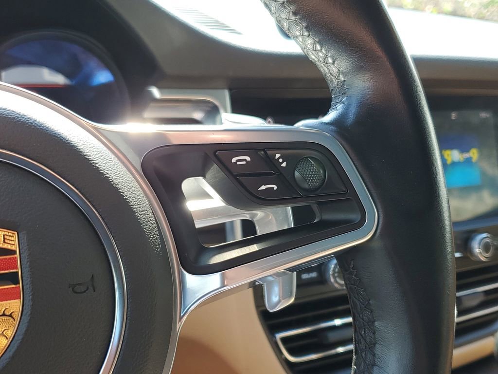 Used 2021 Porsche Macan image 24