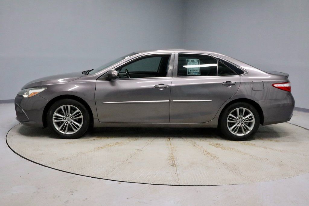 Used 2015 Toyota Camry SE image 8